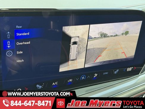 Used 2025 Chevrolet Suburban RST w/ Comfort Package image 19