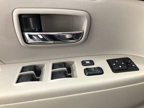 Used 2017 Mitsubishi Outlander Sport ES FWD image 34