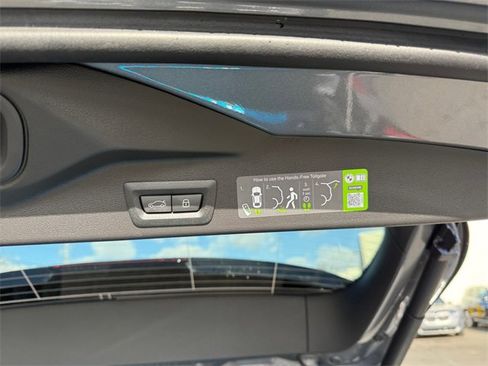 New 2026 BMW X5 xDrive50e w/ Climate Comfort Package image 20