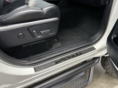 Used 2017 Toyota Tundra Platinum AWD/4WD image 28