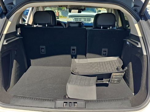 Used 2025 Lincoln Corsair AWD w/ Equipment Group 101A image 28