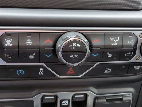 Certified 2023 Jeep Wrangler Unlimited w/ Cold Weather Group AWD/4WD image 28