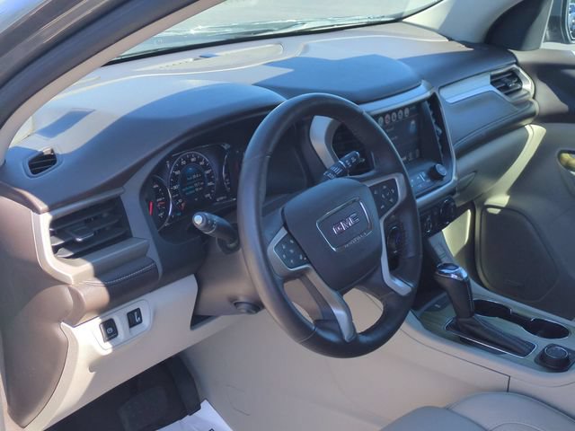 Used 2017 GMC Acadia Denali w/ Technology Package AWD/4WD image 14