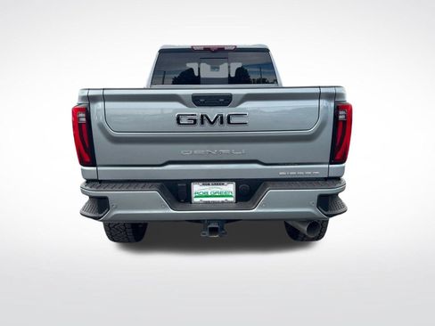 Used 2025 GMC Sierra 2500 Denali Ultimate AWD/4WD image 4