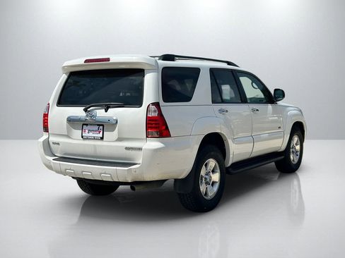 Used 2008 Toyota 4Runner SR5 image 5
