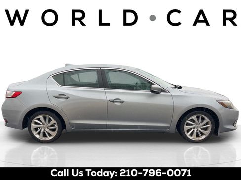 Used 2017 Acura ILX FWD image 8