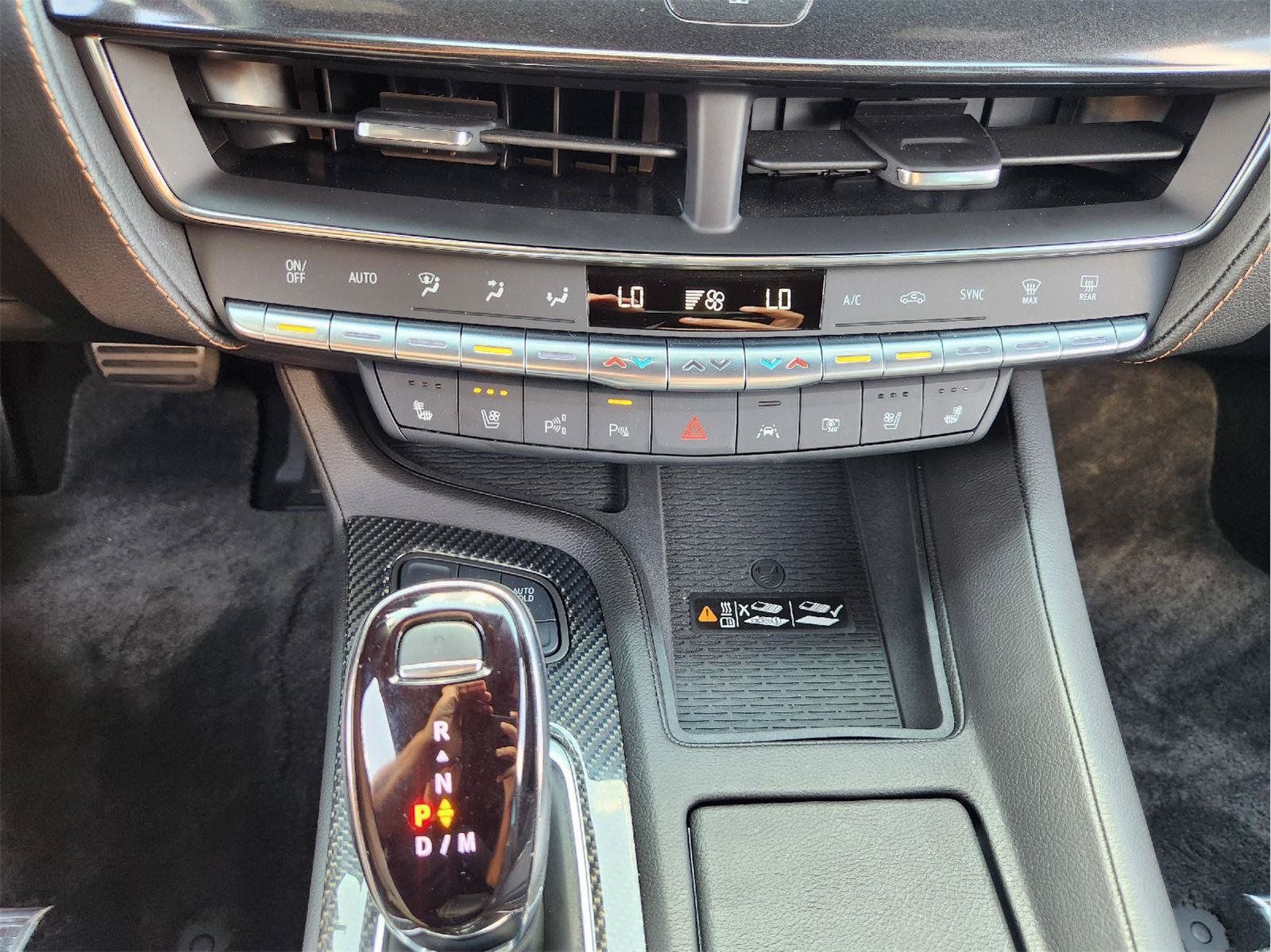 Used 2024 Cadillac CT5 V w/ Premium Package RWD image 18