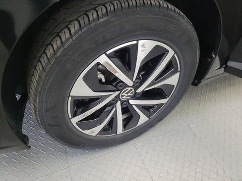 Used 2024 Volkswagen Jetta S FWD image 31