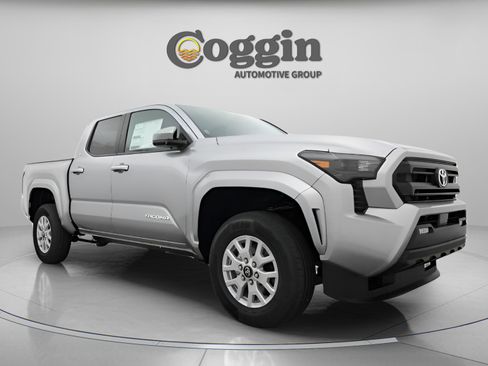 New 2026 Toyota Tacoma SR5 AWD/4WD image 11