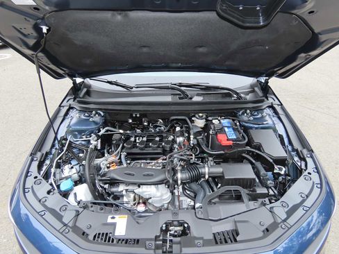 New 2025 Honda Accord SE image 9