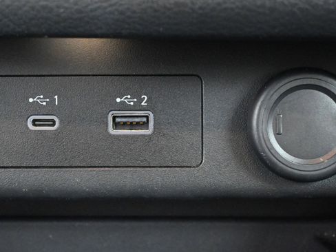 Used 2021 Nissan Rogue SV image 18