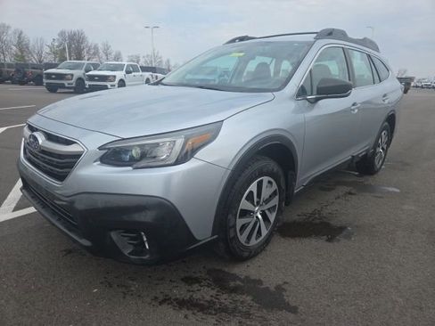 Used 2022 Subaru Outback 2.5i image 3