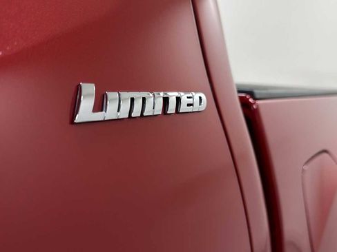 Certified 2022 Toyota Tacoma Limited AWD/4WD image 28