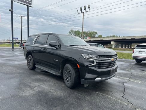Used 2024 Chevrolet Tahoe LT image 2
