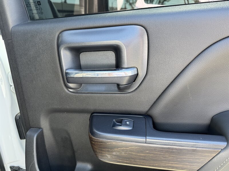 Used 2019 GMC Sierra 2500 Denali w/ Duramax Plus Package AWD/4WD image 42