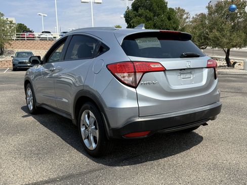 Used 2017 Honda HR-V EX-L image 7