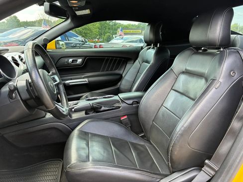 Used 2016 Ford Mustang GT Premium w/ Equipment Group 401A RWD image 6
