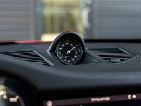 Certified 2020 Porsche 911 Carrera S image 32