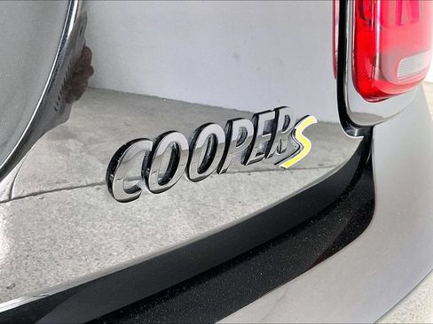 Used 2024 MINI Cooper SE w/ Signature Upholstery Package FWD image 40