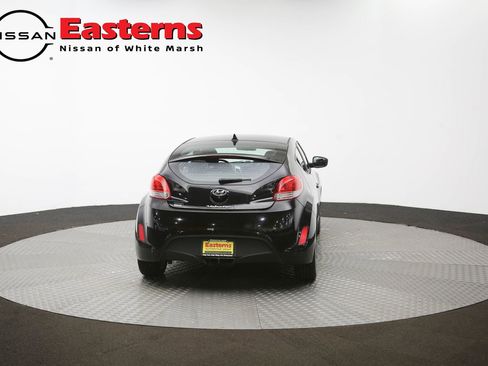 Used 2016 Hyundai Veloster image 34