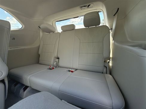 New 2026 Buick Enclave Avenir w/ Super Cruise Package image 26