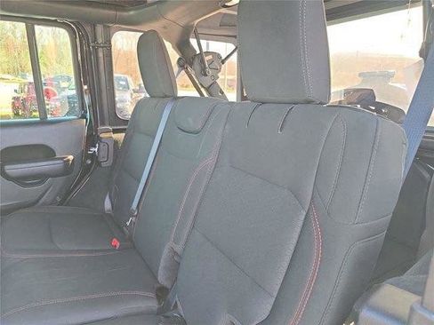 Used 2022 Jeep Wrangler Unlimited Rubicon w/ LED Lighting Group image 15