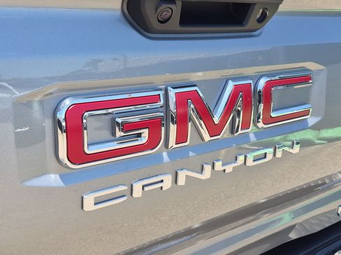 New 2026 GMC Canyon Elevation w/ Convenience Package RWD image 33