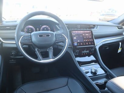 New 2025 Jeep Grand Cherokee Limited