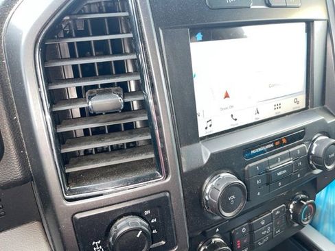 Used 2018 Ford F150 XLT w/ Equipment Group 302A Luxury AWD/4WD image 11