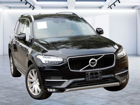 Used 2019 Volvo XC90 T6 Momentum w/ Advanced Package image 1