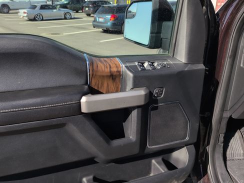 Used 2019 Ford F150 Lariat AWD/4WD image 15