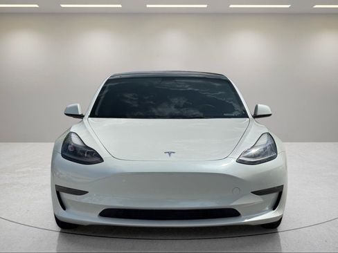 Used 2022 Tesla Model 3 Long Range AWD/4WD image 8