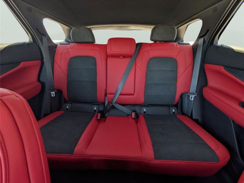 New 2025 Chevrolet Blazer EV RS image 13