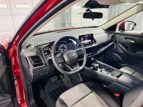 New 2026 Nissan Rogue SV w/ Cold Weather Package FWD image 18