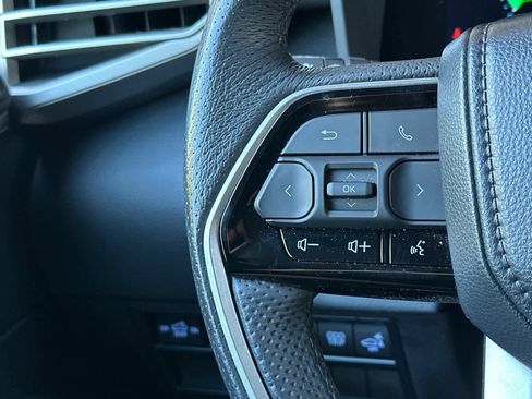 Used 2024 Toyota Tundra Limited image 24