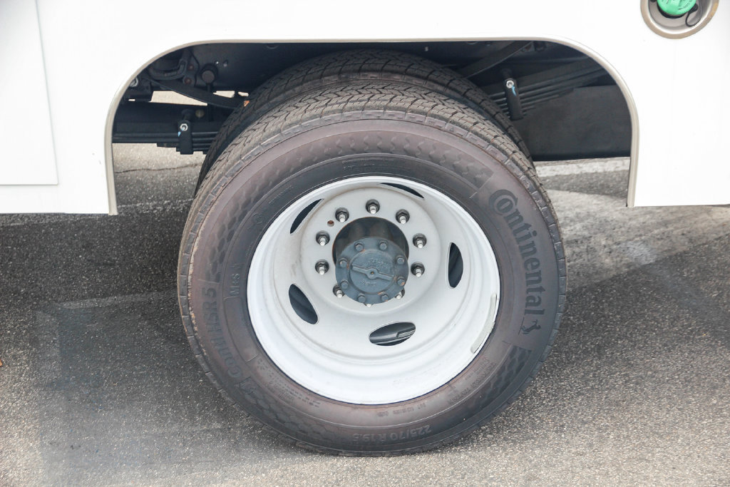 New 2026 Ford F550 2WD SuperCab Super Duty image 15