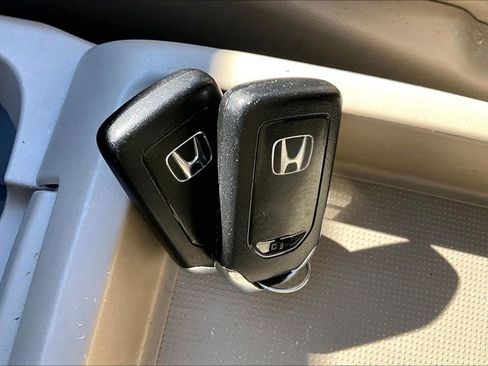 Used 2016 Honda Odyssey EX-L image 11