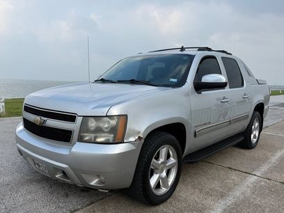 Used 2011 Chevrolet Avalanche LT w/ Regional Value Package