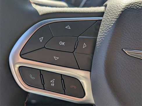 New 2026 Chrysler Pacifica Pinnacle image 16