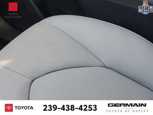 Used 2024 Toyota Highlander Limited image 29