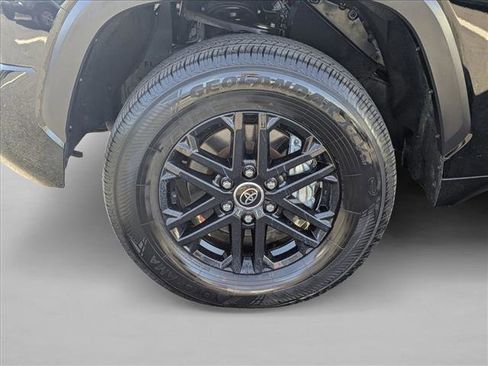 Used 2022 Toyota Tundra SR5 image 20