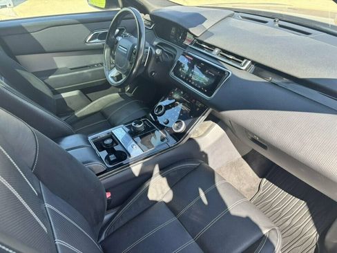 Used 2018 Land Rover Range Rover Velar R-Dynamic SE AWD/4WD image 13
