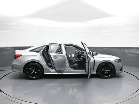 Certified 2024 Honda Civic Sport image 40