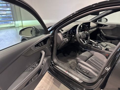 Used 2024 Audi A4 2.0T Premium Plus image 12