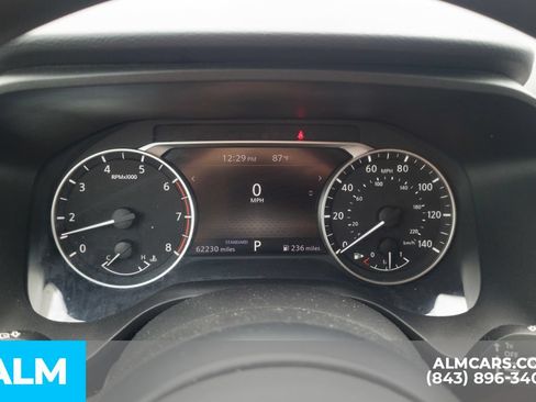 Used 2024 Nissan Rogue S FWD image 12
