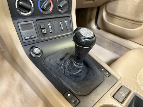 Used 1996 BMW Z3 1.9 RWD image 22