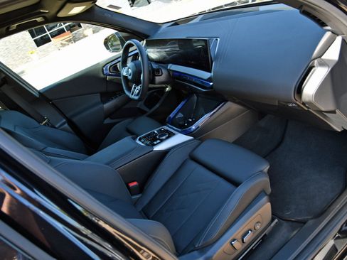 Used 2025 BMW X3 xDrive30i image 32