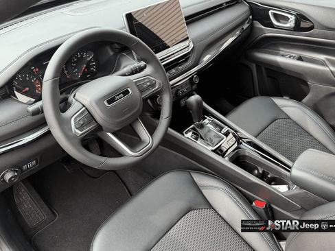 New 2026 Jeep Compass Latitude AWD/4WD image 16