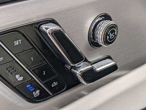 New 2026 Cadillac Vistiq Luxury w/ LPO, Floor Liner Package image 23