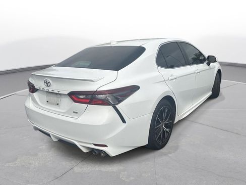 Used 2023 Toyota Camry SE FWD image 6